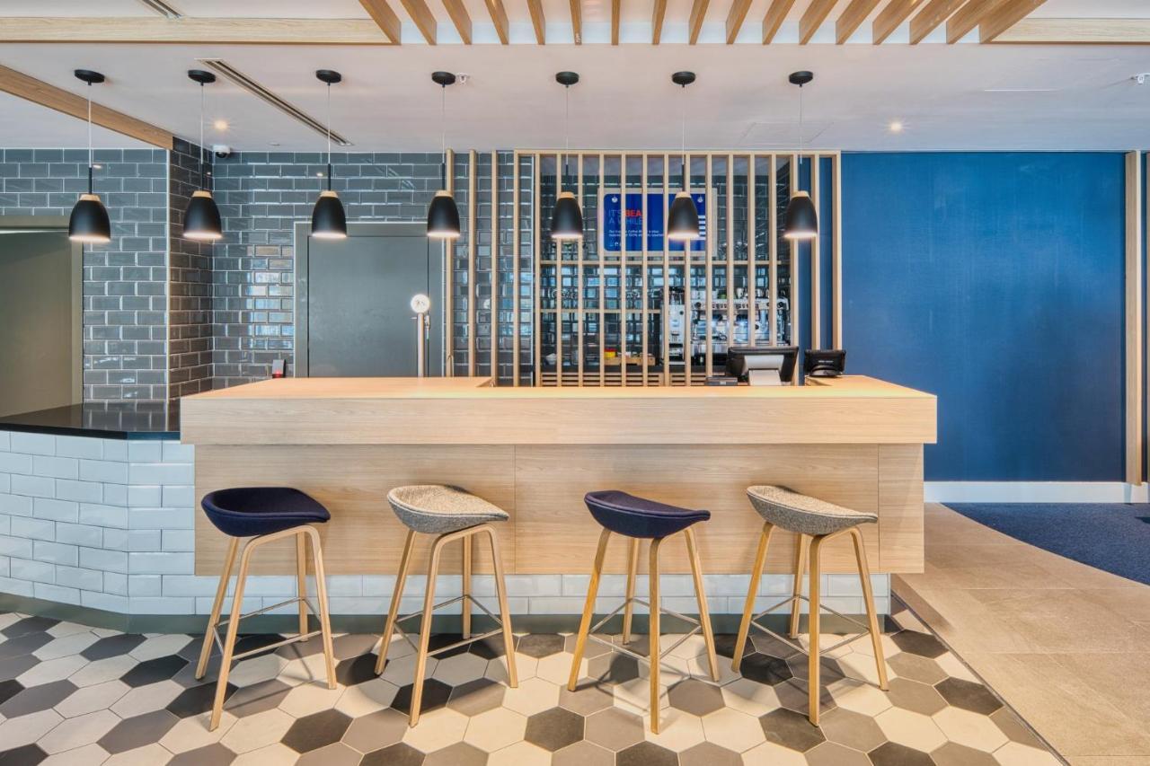 Holiday Inn Express - Madrid - Airport By Ihg Eksteriør billede
