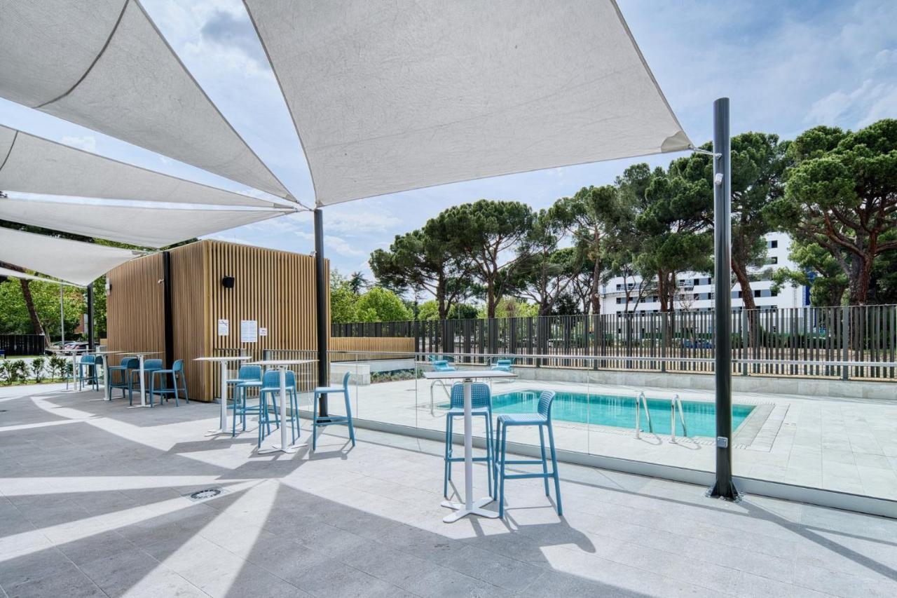 Holiday Inn Express - Madrid - Airport By Ihg Eksteriør billede