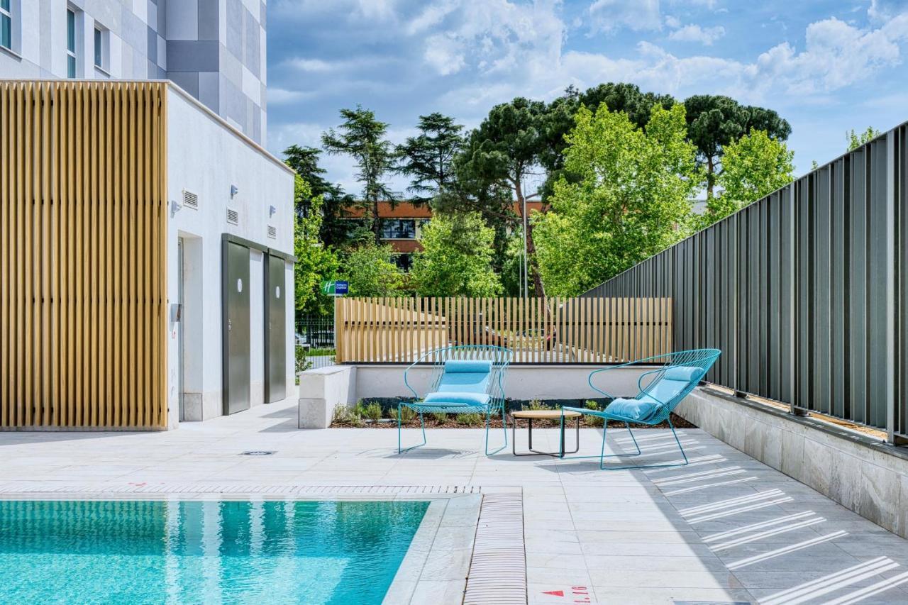 Holiday Inn Express - Madrid - Airport By Ihg Eksteriør billede